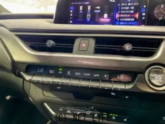 エアコンスイッチ レクサス UX