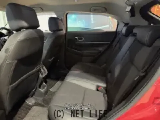 足元まで広々しています。 ホンダ ヴェゼル