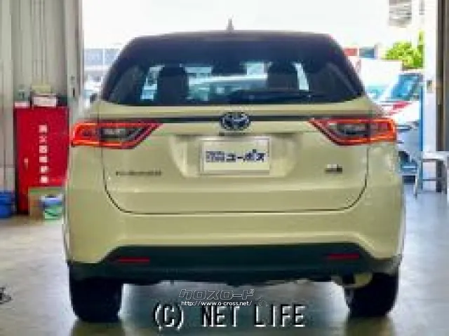 新車価格4,032,000円 トヨタ ハリアー