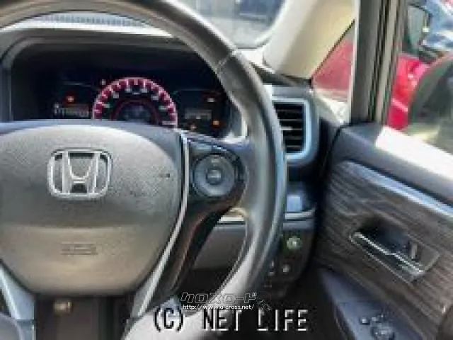 ハンドル右でクルーズコントロール操作が可能です ホンダ オデッセイ