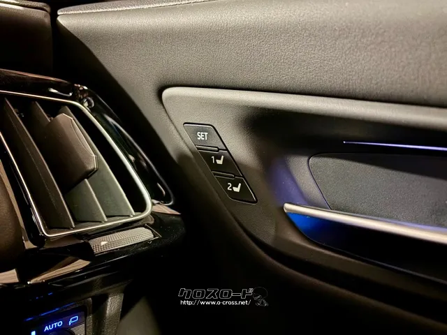 メモリー機能付きパワーシート トヨタ クラウン