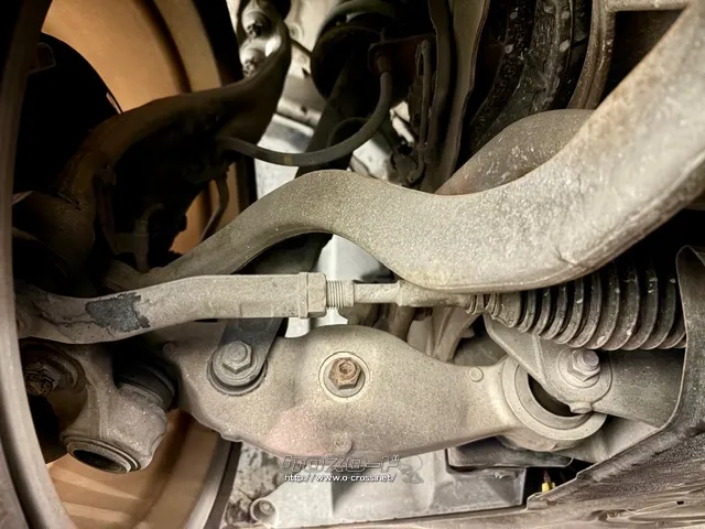 「お問合せはユーポス新都心店まで/098-860-8880お待ちしております」 トヨタ クラウン