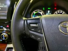 トヨタ ヴェルファイアハイブリッド