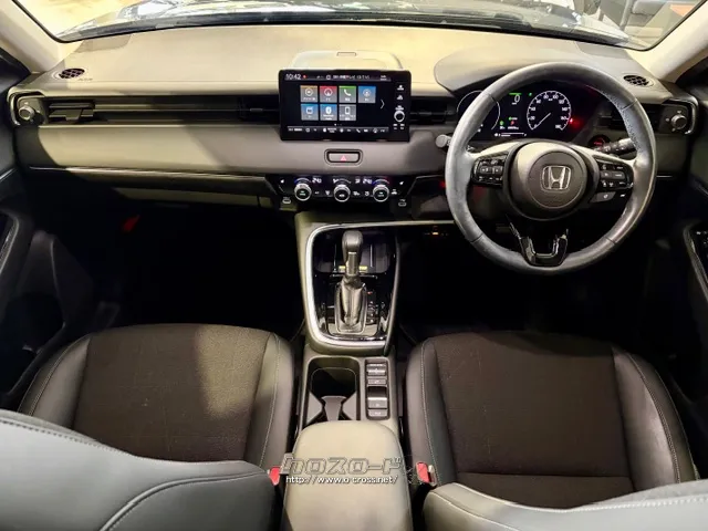 インテリアのデザインでは、しっかりとした「かたまり感」のあるソリッドなフォルム。 ホンダ ヴェゼル