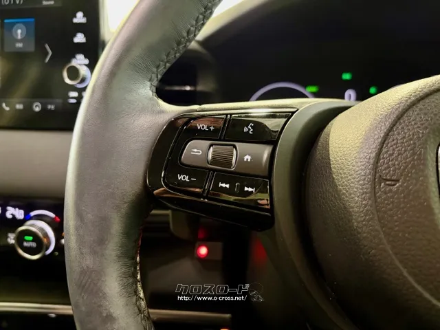 ハンドルを握ったままオーディオ操作が可能です。 ホンダ ヴェゼル