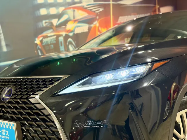 L字モチーフのブロックメッシュパターンを採用したスピンドルグリル レクサス RX