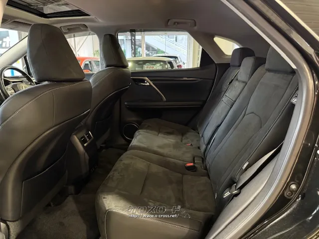 2列シートの「RX450h」 レクサス RX