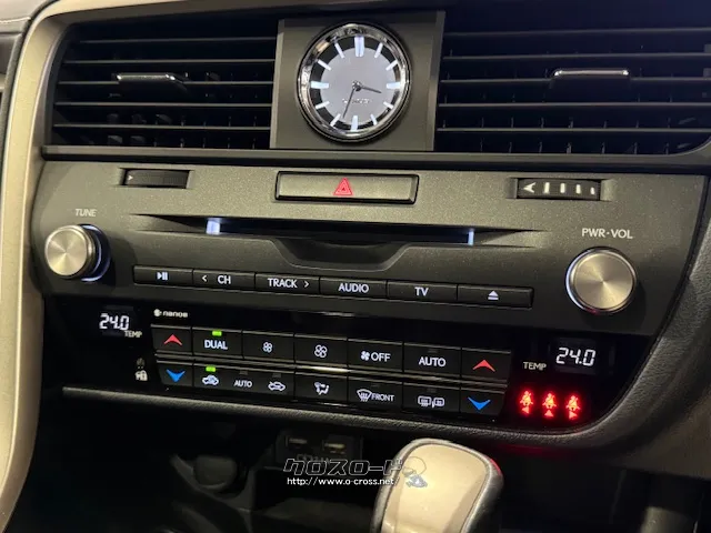 高級感のあるエアコンパネル レクサス RX