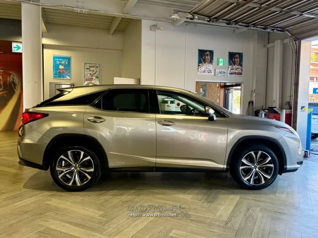 全長×全幅×全高4890×1895×1710mm レクサス RX