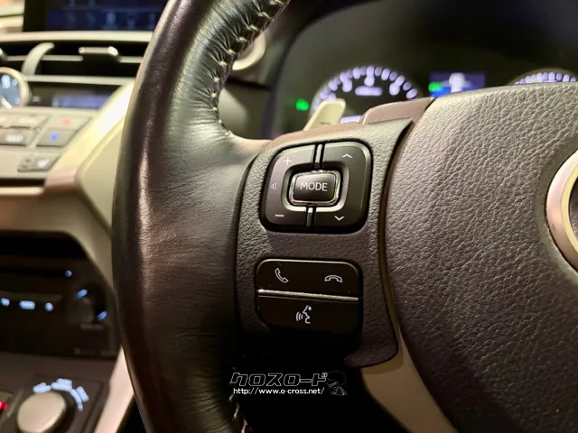 手元でオーディオ操作可能 レクサス NX