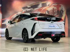 トヨタ プリウスPHV