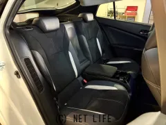 トヨタ プリウスPHV