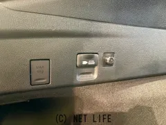 トヨタ プリウスPHV