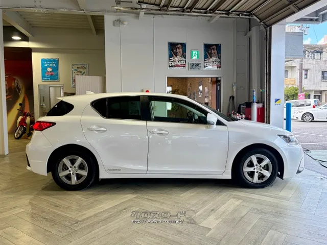 ディサイドのキャラクターラインと連続性を持たせることで伸びやかな印象を付与 レクサス CT