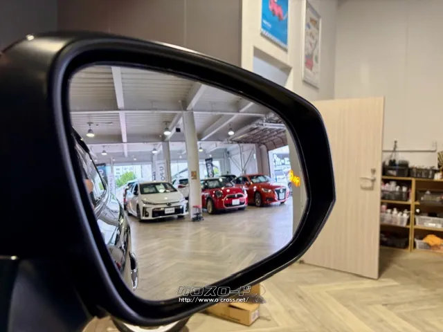 後方確認がミラーでおこなえる「ブラインドスポットモニター」 トヨタ ハリアー