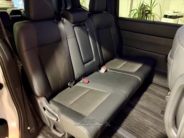 足元、頭上とも広々しております。 ホンダ ステップワゴン