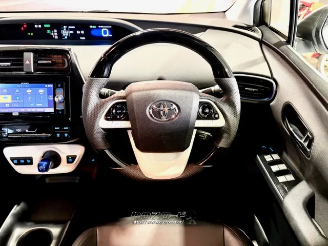 JC08モード燃費37.2km/リットル トヨタ プリウス