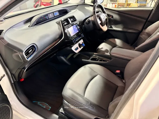 前席シートヒーター トヨタ プリウス