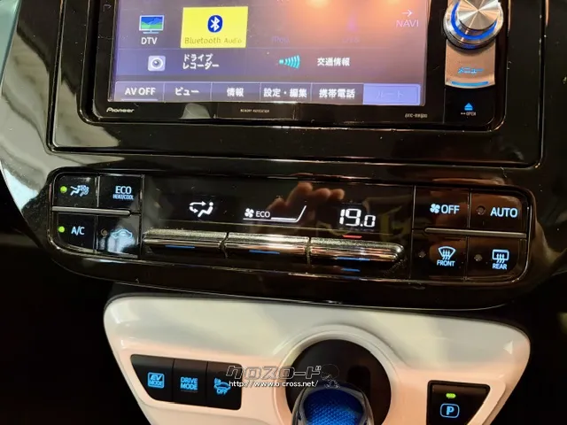 使いやすいエアコンパネル トヨタ プリウス