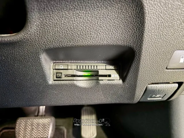 高速道路もスイスイ通れる、ETC車載器 トヨタ プリウス