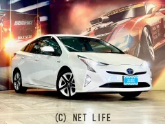 トヨタ プリウス