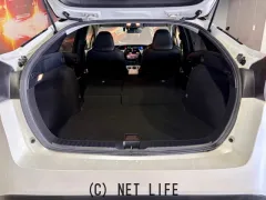 トヨタ プリウス