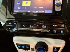 トヨタ プリウス