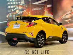トヨタ C-HR