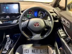 トヨタ C-HR