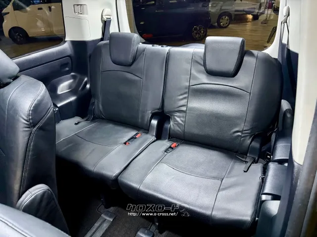 三列目シートは3人乗車可能です。 トヨタ エスクァイア