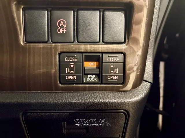 両側パワースライドドア トヨタ エスクァイア