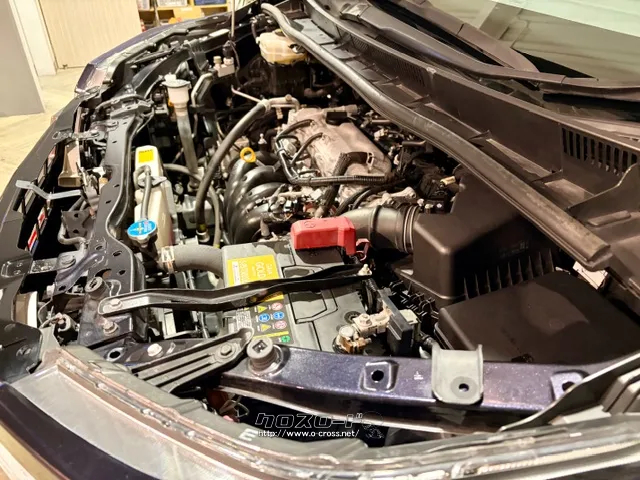 「お問合せはユーポス新都心店まで/098-860-8880お待ちしております」 トヨタ エスクァイア