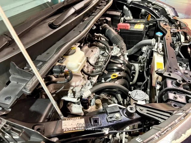 「お問合せはユーポス新都心店まで/098-860-8880お待ちしております」 トヨタ エスクァイア