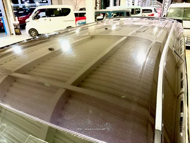 「お問合せはユーポス新都心店まで/098-860-8880お待ちしております」 トヨタ エスクァイア