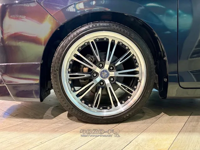 「お問合せはユーポス新都心店まで/098-860-8880お待ちしております」 トヨタ エスクァイア