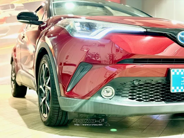 「お問合せはユーポス新都心店まで/098-860-8880お待ちしております」 トヨタ C-HR