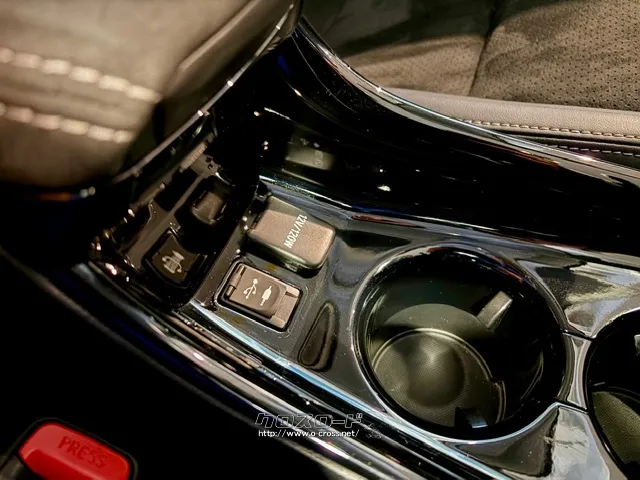 シガーソケット/USB/AUX トヨタ プリウスPHV