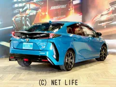 トヨタ プリウスPHV