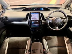 トヨタ プリウスPHV