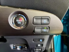 トヨタ プリウスPHV