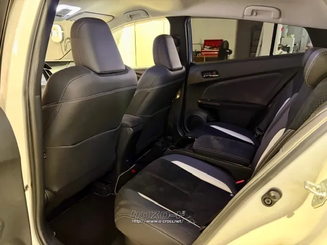 室内長×室内幅×室内高2110×1490×1195mm トヨタ プリウスPHV