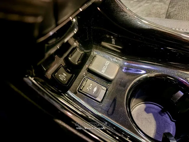 USB/AUX トヨタ プリウスPHV