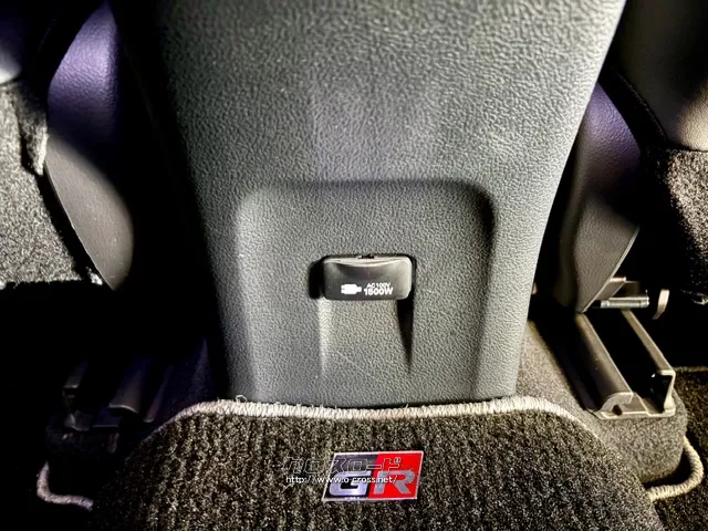 AC100V電源 トヨタ プリウスPHV