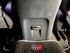 トヨタ プリウスPHV