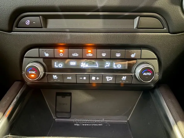 エアコン操作ボタン マツダ CX-5