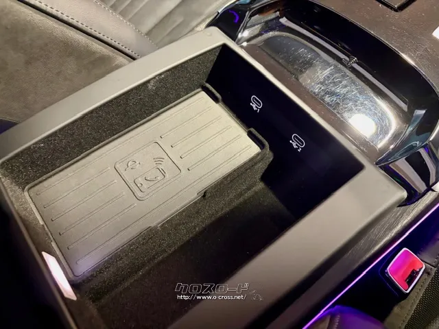 ワイアレス充電/USB アウディ A8