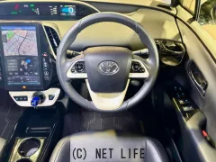 トヨタ プリウスPHV