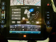 トヨタ プリウスPHV