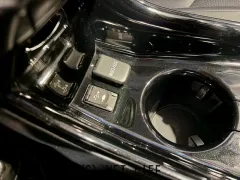 トヨタ プリウスPHV