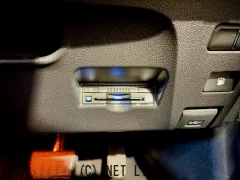 トヨタ プリウスPHV